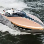 Lexus annuncia uno yacht sportivo di lusso per la cattura di Mercedes