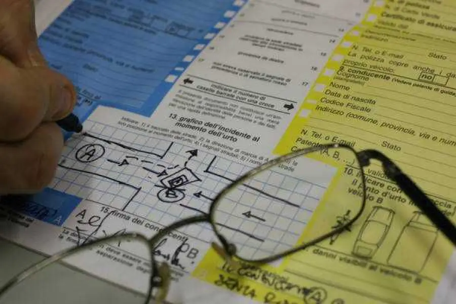 Auto, cosa si intende per sospensione dell'assicurazione, e per chi è indicata