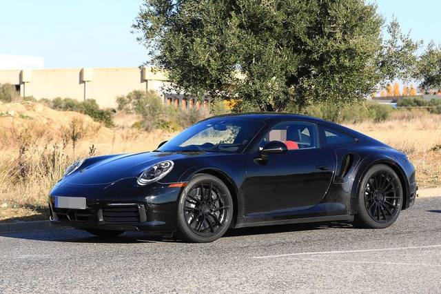 Porsche 911 serie 992 pronta alla presentazione