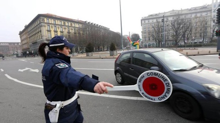 Blocco auto: dall'1 ottobre stop per 3 milioni inquinanti